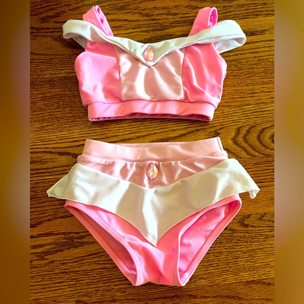 Great Pretenders Disney princess bathing suit, size 3-4